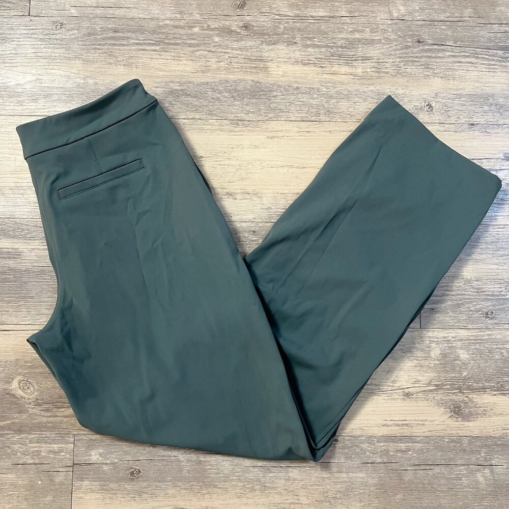 Lululemon Sage Green Tapered-Leg Mid-Rise 7/8 Pant Luxtreme Women's Size M